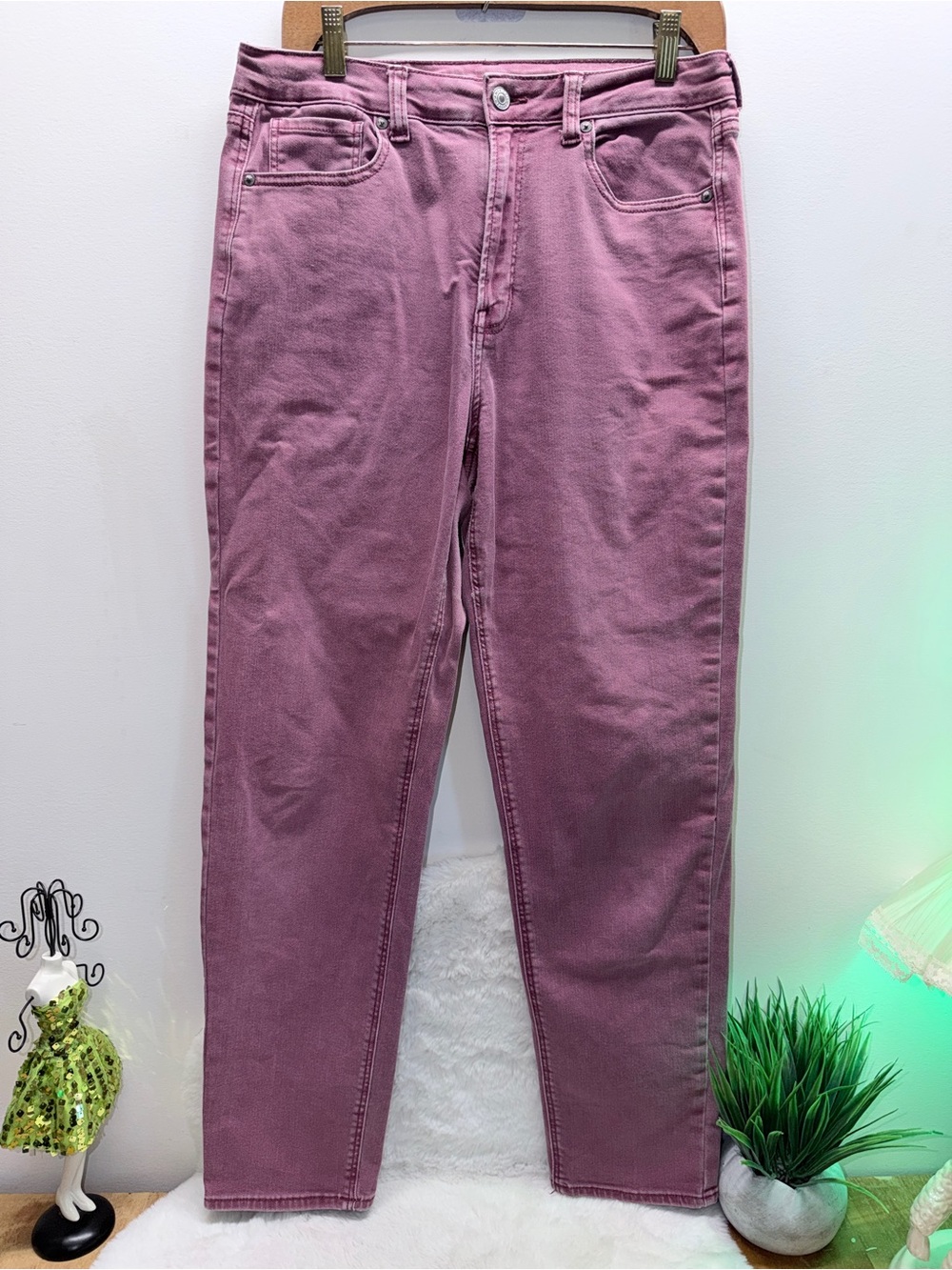 FREE w/ Bundle, Add to Cart, Send Offer Less $5. 31”W - 11” Rise - 28” Inseam 💝